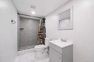 231 W Woodside Ave, Patchogue, NY 11772 - Photo 18