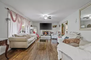 231 W Woodside Ave, Patchogue, NY 11772 - Photo 30