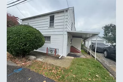 11 Lee Court #A, Great Neck, NY 11024 - Photo 1
