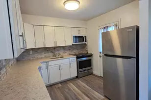 882 Leeds Ct, North Bellmore, NY 11710 - Photo 4