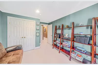 138 Maya Circle, Central Islip, NY 11722 - Photo 20