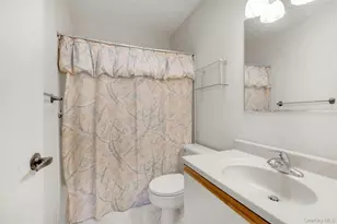 9 Revere Dr, Sayville, NY 11782 - Photo 20