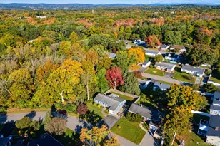 6 Iroquois Dr, Wappingers Falls, NY 12590 - Photo 2