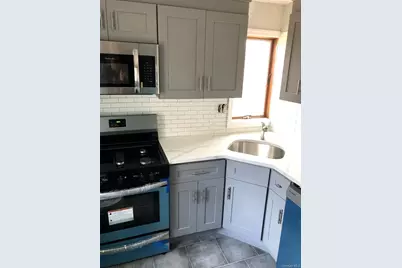 318 Linden Street, Bellmore, NY 11710 - Photo 4