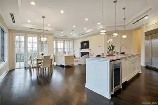 1000 Royal Ct, North Hills, NY 11040 - Photo 18