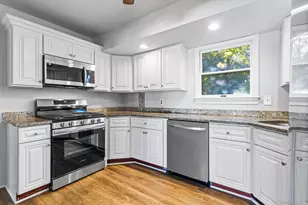 10 Sunset Dr, Centereach, NY 11720 - Photo 8