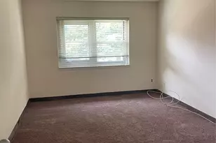 23-2B June Ct, Bay Shore, NY 11706 - Photo 2