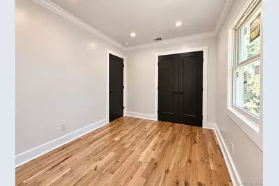 7 Shoreham Drive W, Dix Hills, NY 11746 - Photo 4