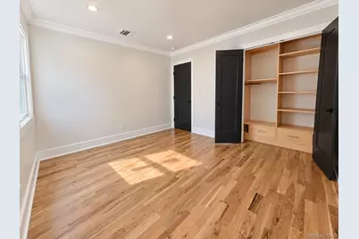 7 Shoreham Drive W, Dix Hills, NY 11746 - Photo 32