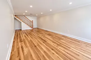 7 Shoreham Dr W, Dix Hills, NY 11746 - Photo 22