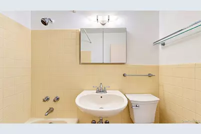 66-36 Yellowstone Boulevard #A20, Forest Hills, NY 11375 - Photo 22