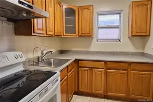 136-35 Maple Ave, Flushing, NY 11355 - Photo 12