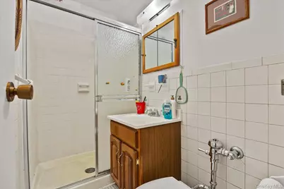 1874 Pelham Parkway S #2R, Bronx, NY 10461 - Photo 14