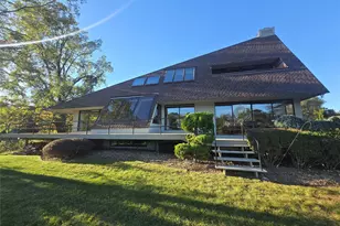 5 Kew Ct, Northport, NY 11768 - Photo 2