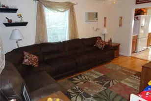 271 Lilac Ln, Smithtown, NY 11787 - Photo 6