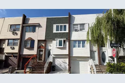 6 Dogwood Drive, New York, NY 10312 - Photo 2