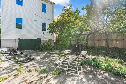 11570 Newburgh Street, Jamaica, NY 11412 - Photo 24
