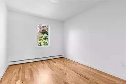 11570 Newburgh Street, Jamaica, NY 11412 - Photo 18