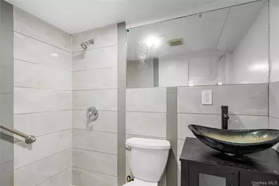 11570 Newburgh Street, Jamaica, NY 11412 - Photo 20