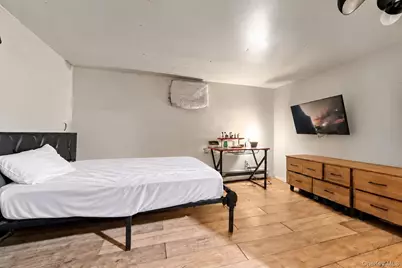 93-10 92nd St, Woodhaven, NY 11421 - Photo 4