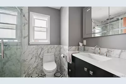 19 Egbert Avenue, New York, NY 10310 - Photo 12