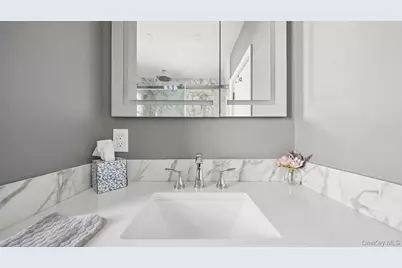 19 Egbert Avenue, New York, NY 10310 - Photo 4