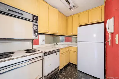 1065 Park Avenue #19C, New York, NY 10128 - Photo 10