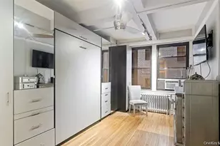 457 W 57th St, New York, NY 10019 - Photo 2