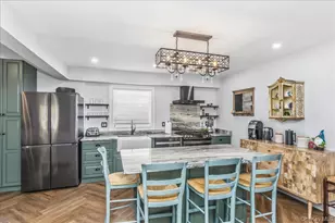 8 Woodland Rd, Valley Stream, NY 11581 - Photo 10