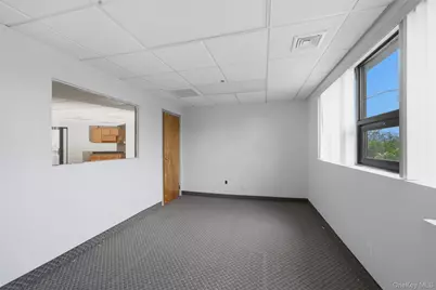 6600 Borden Avenue, Maspeth, NY 11378 - Photo 44