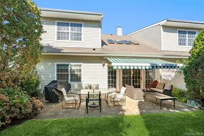 193 Pond View Drive, Port Washington, NY 11050 - Photo 2