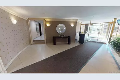 10025 Queens Boulevard #5L, Forest Hills, NY 11375 - Photo 18