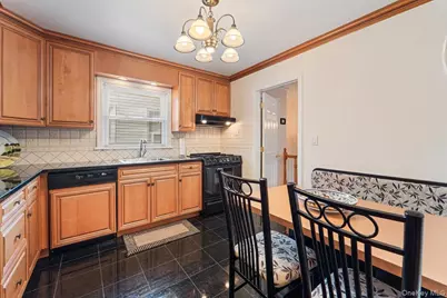 157-60 13th Avenue, Whitestone, NY 11357 - Photo 6