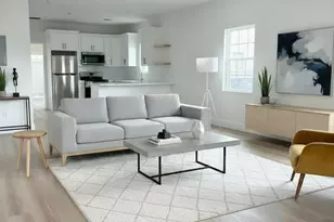 11 Doges Promenade, Copiague, NY 11726 - Photo 10