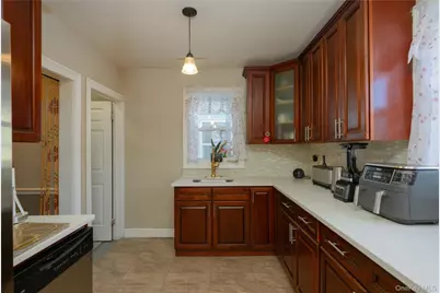 4418 Bruner Avenue, Bronx, NY 10466 - Photo 10