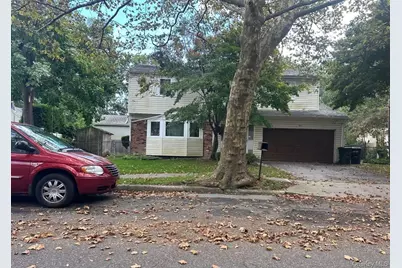 4 Shire Court, Greenlawn, NY 11740 - Photo 1