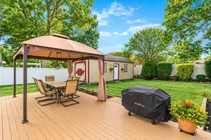 116 Avenue B, Holbrook, NY 11741 - Photo 20
