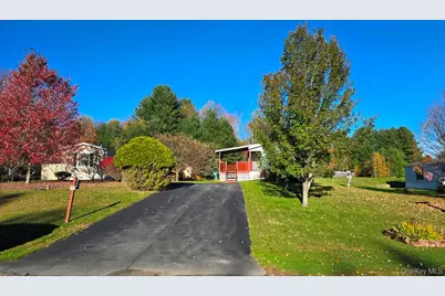 34 Sunrise Park, Woodbourne, NY 12788 - Photo 2