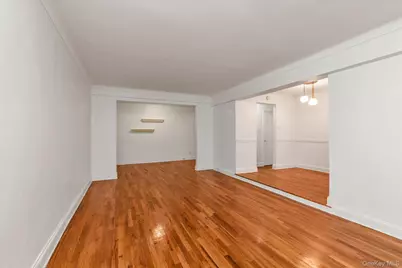 67-12 Yellowstone Boulevard #B15, Forest Hills, NY 11375 - Photo 18