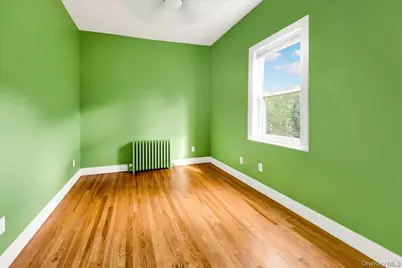 8 Soundview Terrace #8, Bronx, NY 10465 - Photo 14