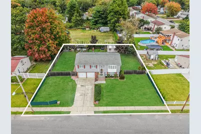 247 Orourke Street, Brentwood, NY 11717 - Photo 8
