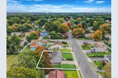 247 Orourke Street, Brentwood, NY 11717 - Photo 10