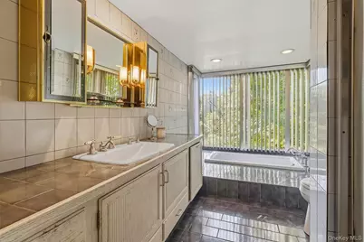 56 Twin Ridges Road, Ossining, NY 10562 - Photo 18