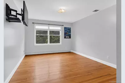 25 Pashen Place, Dix Hills, NY 11746 - Photo 16