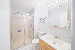 9 Sheila Ct, Holtsville, NY 11742 - Photo 16