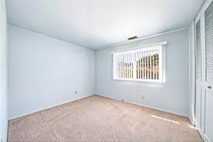 9 Sheila Ct, Holtsville, NY 11742 - Photo 12