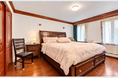 69-06 Fresh Meadow Ln, Fresh Meadows, NY 11365 - Photo 10