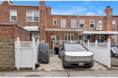 69-06 Fresh Meadow Ln, Fresh Meadows, NY 11365 - Photo 14