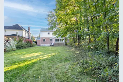 186-33 Henley Road, Jamaica, NY 11432 - Photo 18