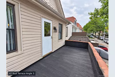 7905 Woodhaven Boulevard, Glendale, NY 11385 - Photo 40